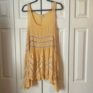 Free People Voile Trapeze Slip in Yellow. Size large. Super cute and comfy.